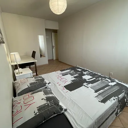 Privee En Colocation Dans Un En Velin Centre Apartamento *
