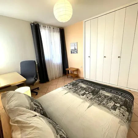 Apartamento Privee En Colocation Dans Un En Velin Centre *