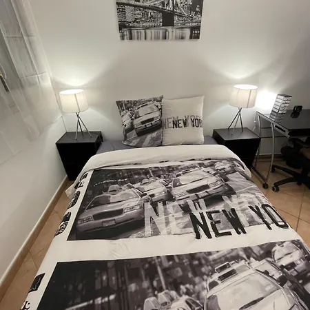 Privee En Colocation Dans Un En Velin Centre Apartamento